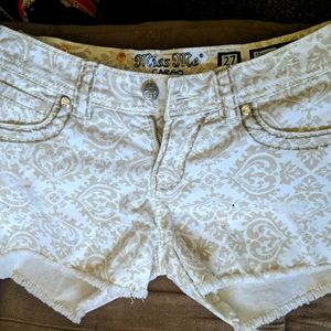 Miss Me | Blingy Beige/Khaki & White Patterned Distressed Shorts